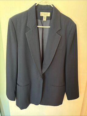 Classic Woman’s Navy Blue Blazer - Unbranded